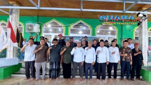 Foto Bersama tamu undangan dan Barisan Fi-Sabilillah